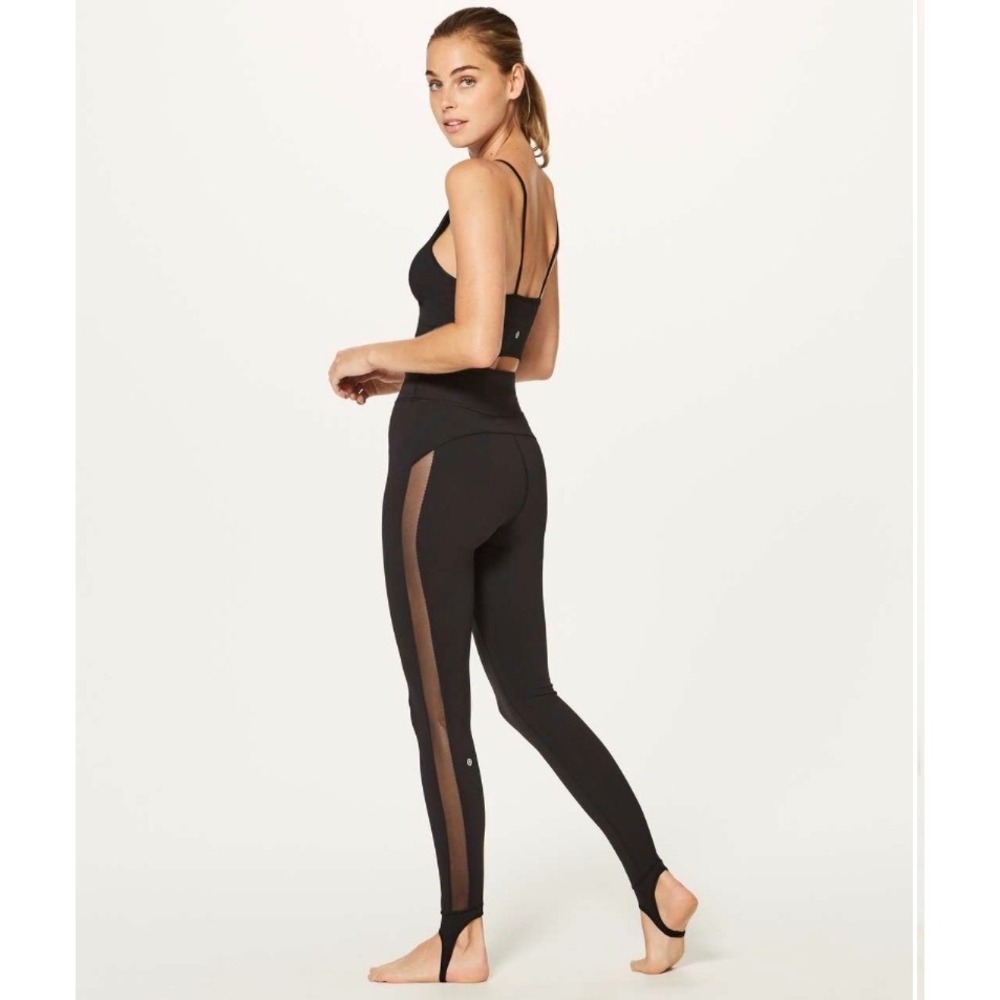Lululemon High Times Pant Stirrup Leggings Black Mesh Scallop Size 6